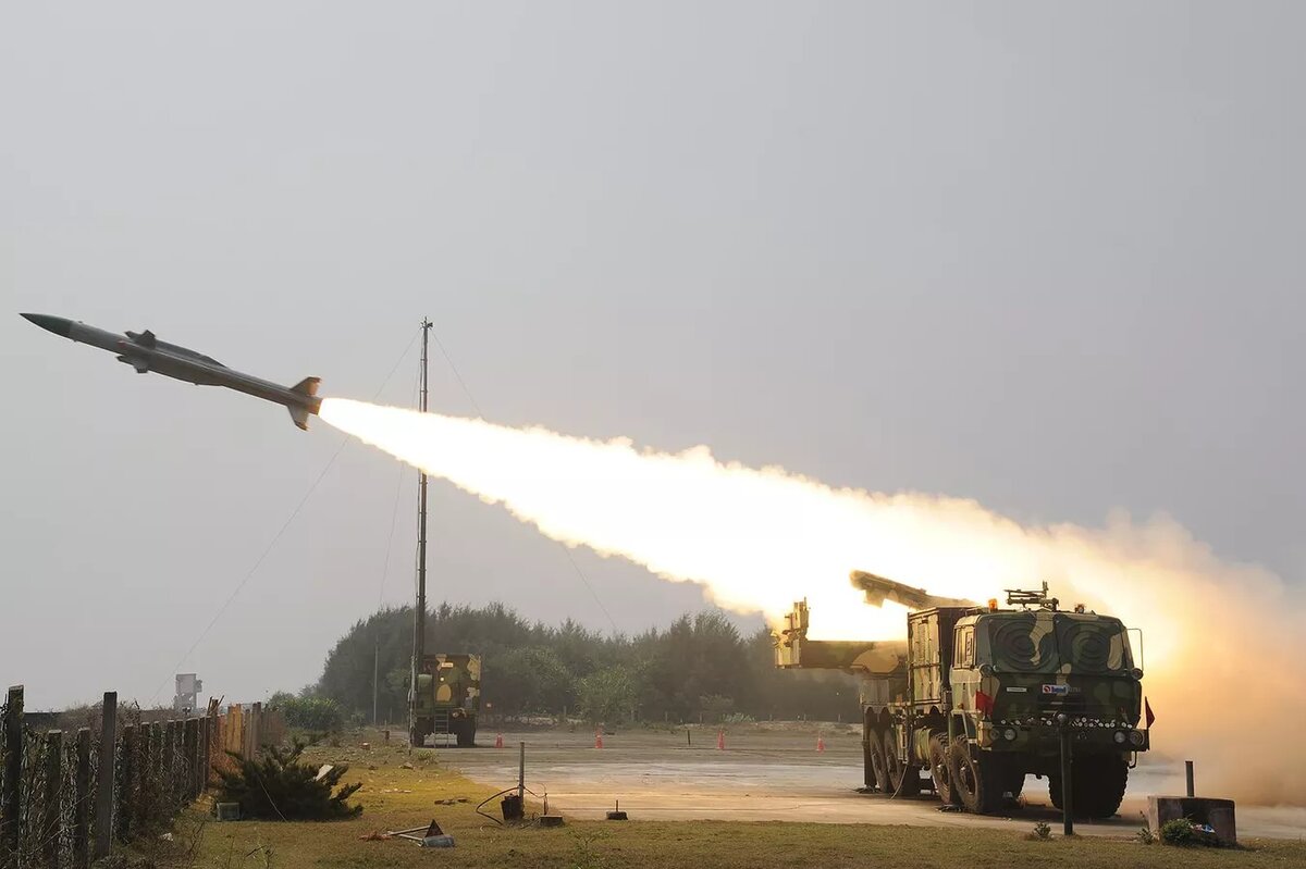 © Photo : Press Information Bureau on behalf of Ministry of Defence, Government of India