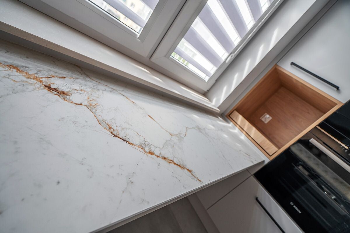 Подоконник из керамогранита Abu Dhabi Neolith от Neolith