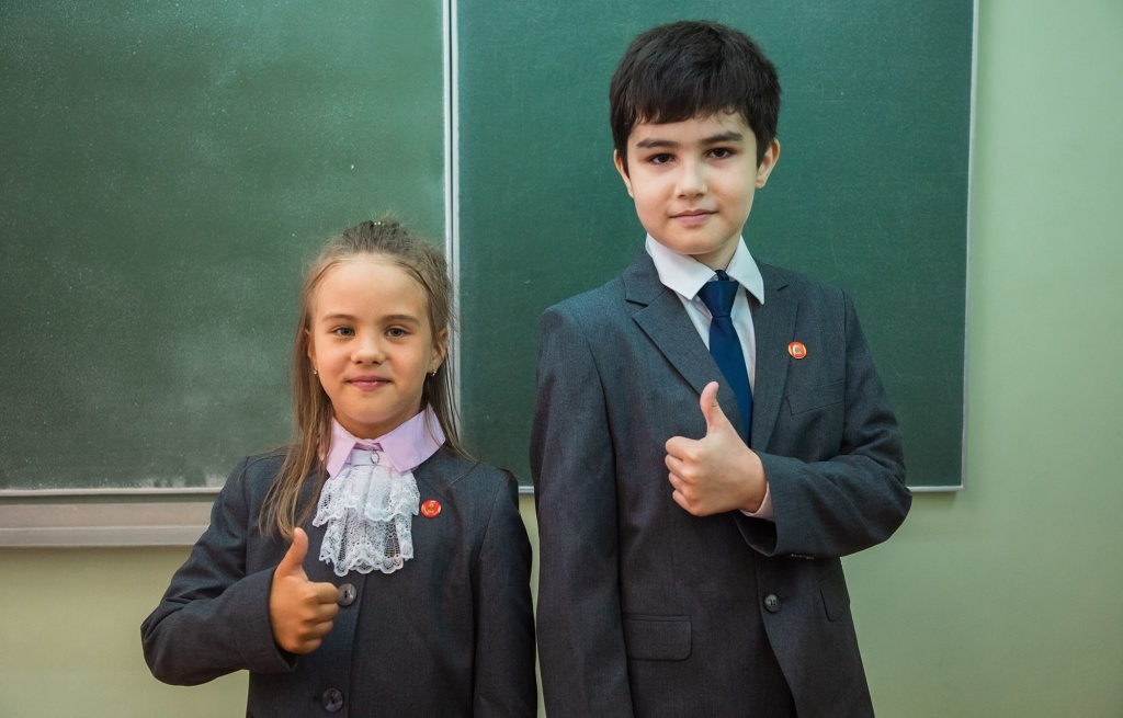 В Тверской области детей из больших семей бесплатно обеспечивают школьной формой