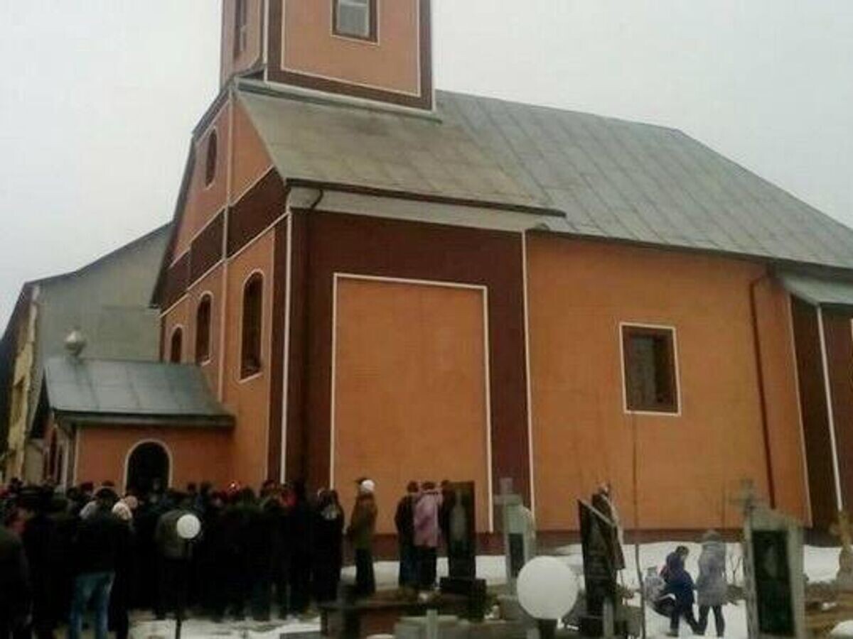    Храм Рождества Богородицы в поселке Ясиня Хустской© Фото : Отдел внешних церковных связей Московского патриархат