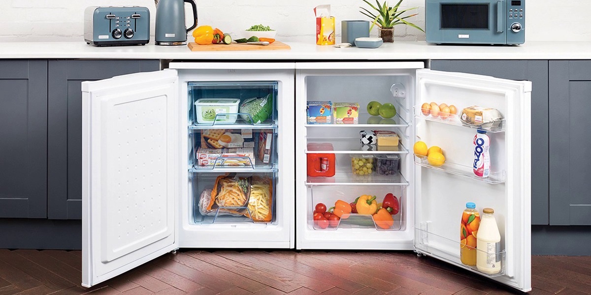 Холодильник на кухне
