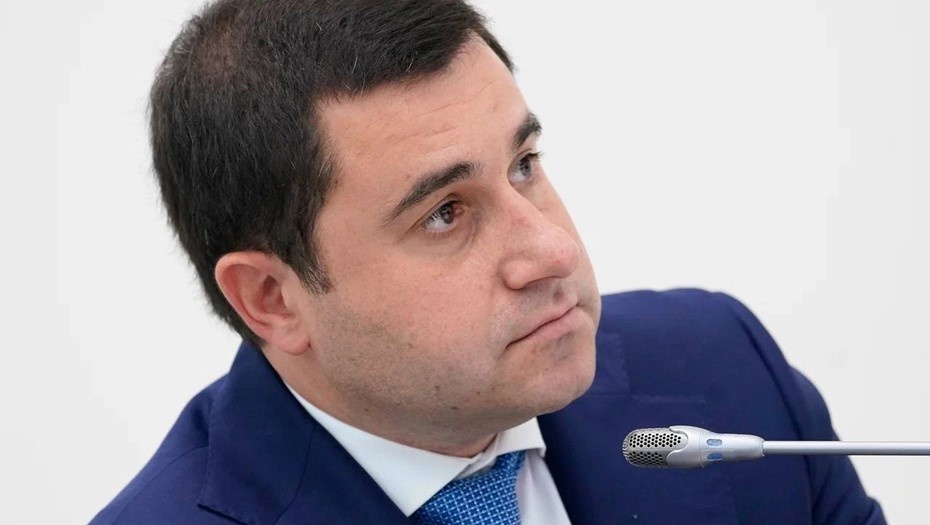    Никита Стасишин