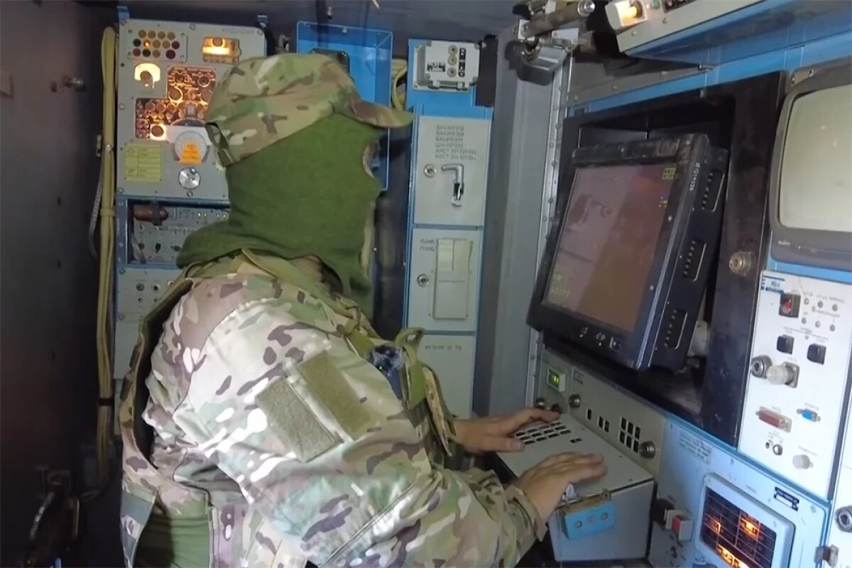    Силы ПВО уничтожили ночью 4 ракеты и 4 украинских БПЛА над Курской областью