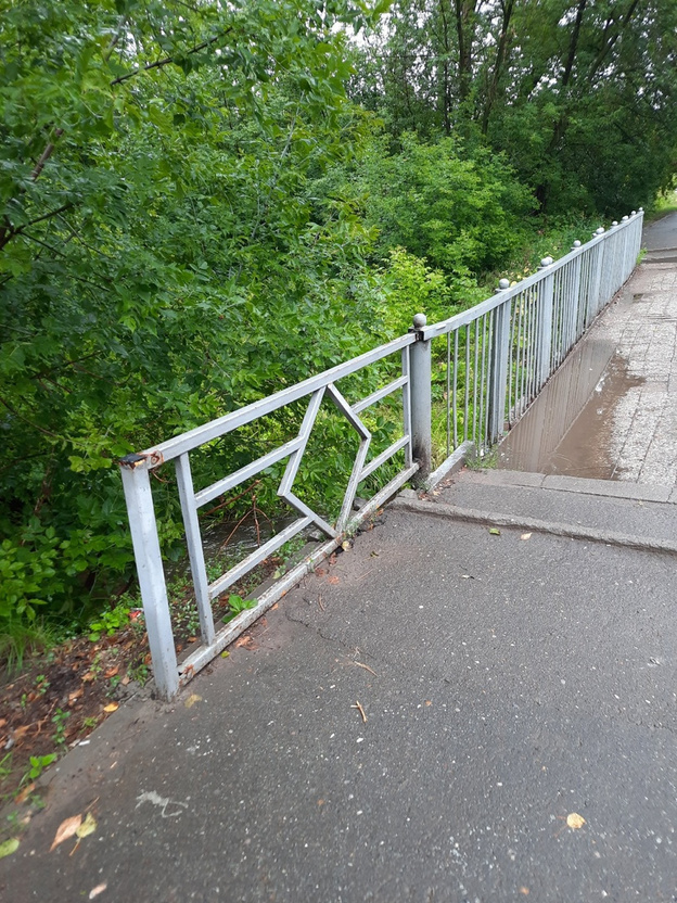    Опасный мост в Коминтерне частично отремонтируют