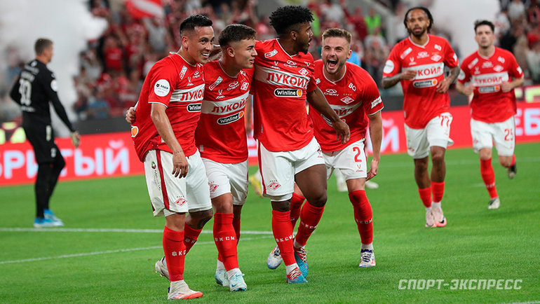    Радость футболистов «Спартака» в матче 2-го тура против «Крыльев Советов»..Александр Федоров