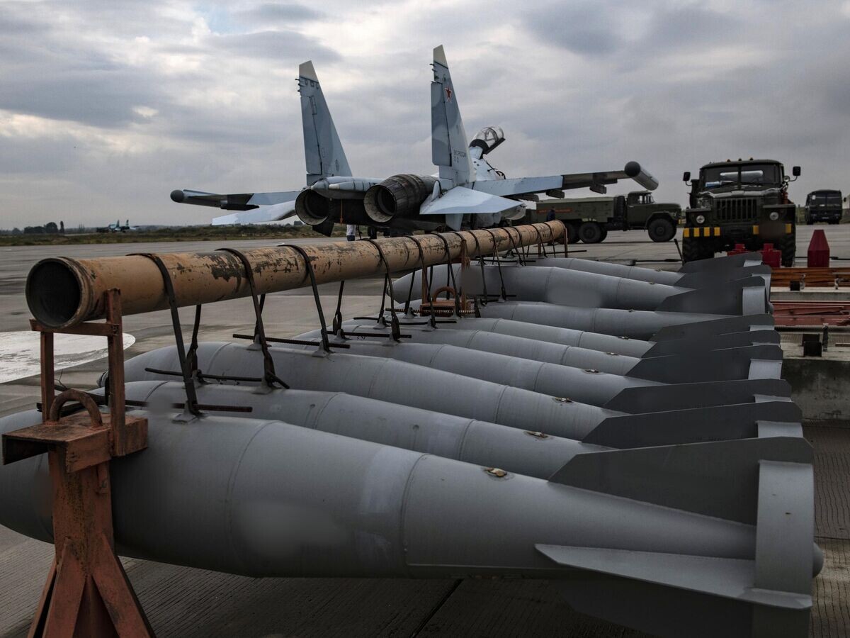    Авиационные ракеты на аэродроме базирования истребителей ВКС России, задействованных в специальной военной операции© РИА Новости / Валентин Капустин