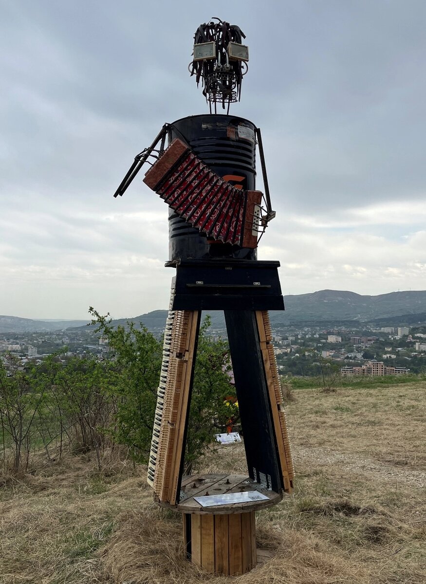    На курортах предлагают из хлама создавать произведения искусства. Фото: Пресс-служба администрации Железноводска