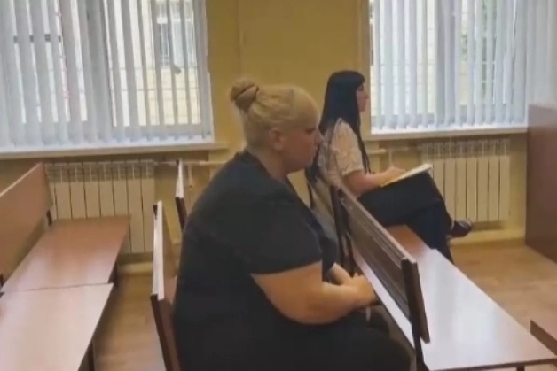 Фото из зала суда. Кадр видео "Вести Омск"