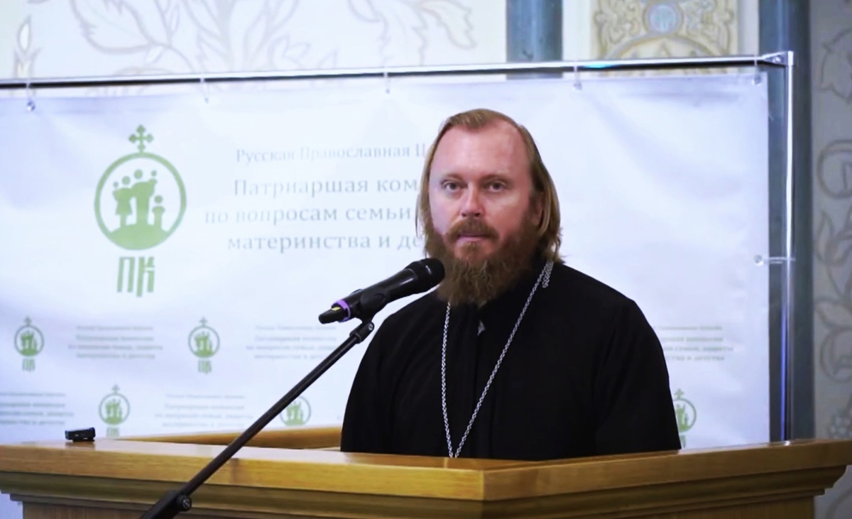 Федор Лукьянов — иерей, настоятель храма Благовещения Пресвятой Богородицы и храма Святителя Митрофана Воронежского (г. Москва), председатель Патриаршей комиссии по вопросам семьи, материнства и детства.