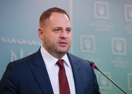    Андрей Ермак готовится в президенты? Глава ОП начал подменять Зеленского