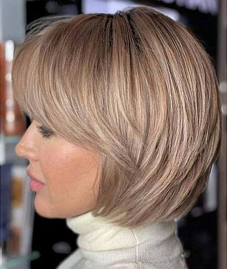 Стрижка мечты: как выполнить ГРАДУИРОВАННЫЙ БОБ с чёлкой. Инструкция