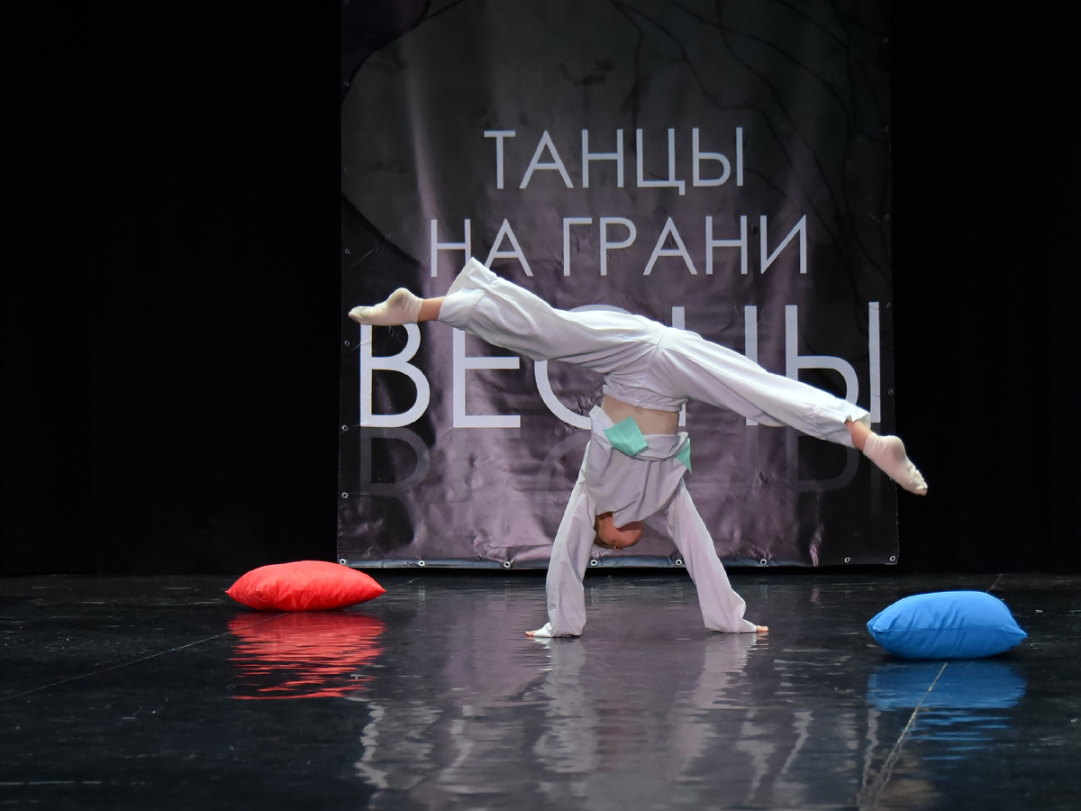 Губарева Таисия - занимается с 3 лет. В свои 10 лет - солистка ансамбля.