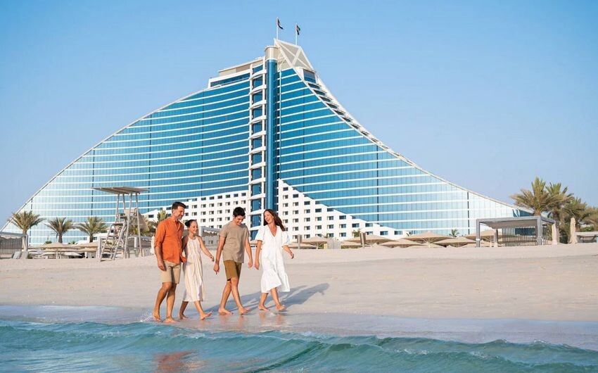 
Волна- отель Jumeirah Beach