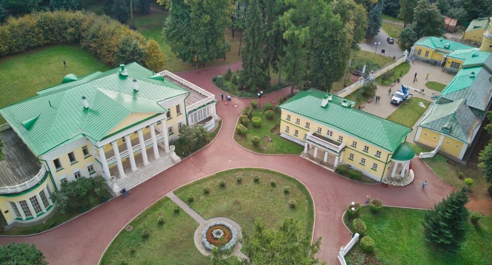    Государственный исторический музей-заповедник "Горки Ленинские"