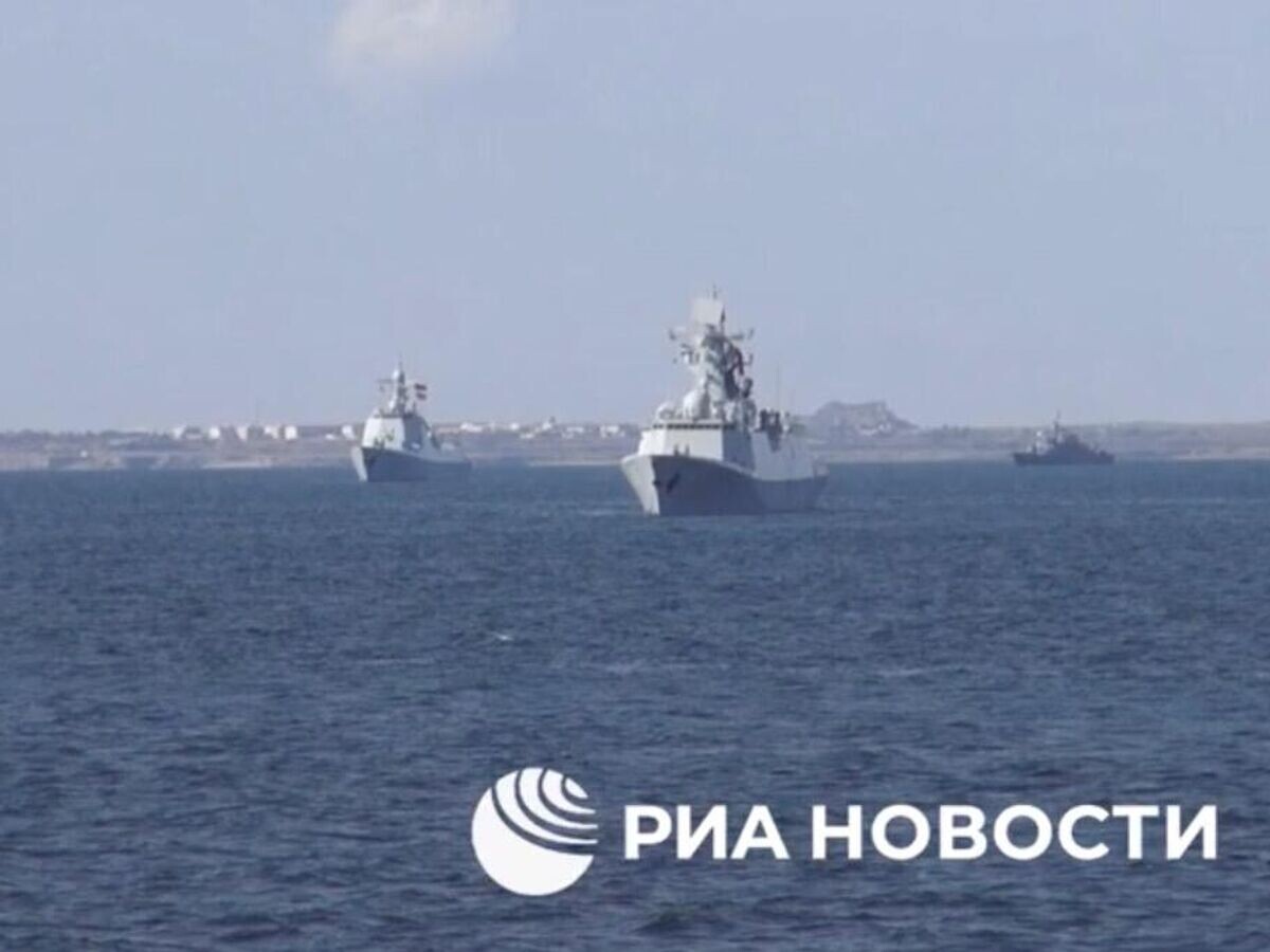    Российские военные корабли прибыли в Иран на международные учения© РИА Новости