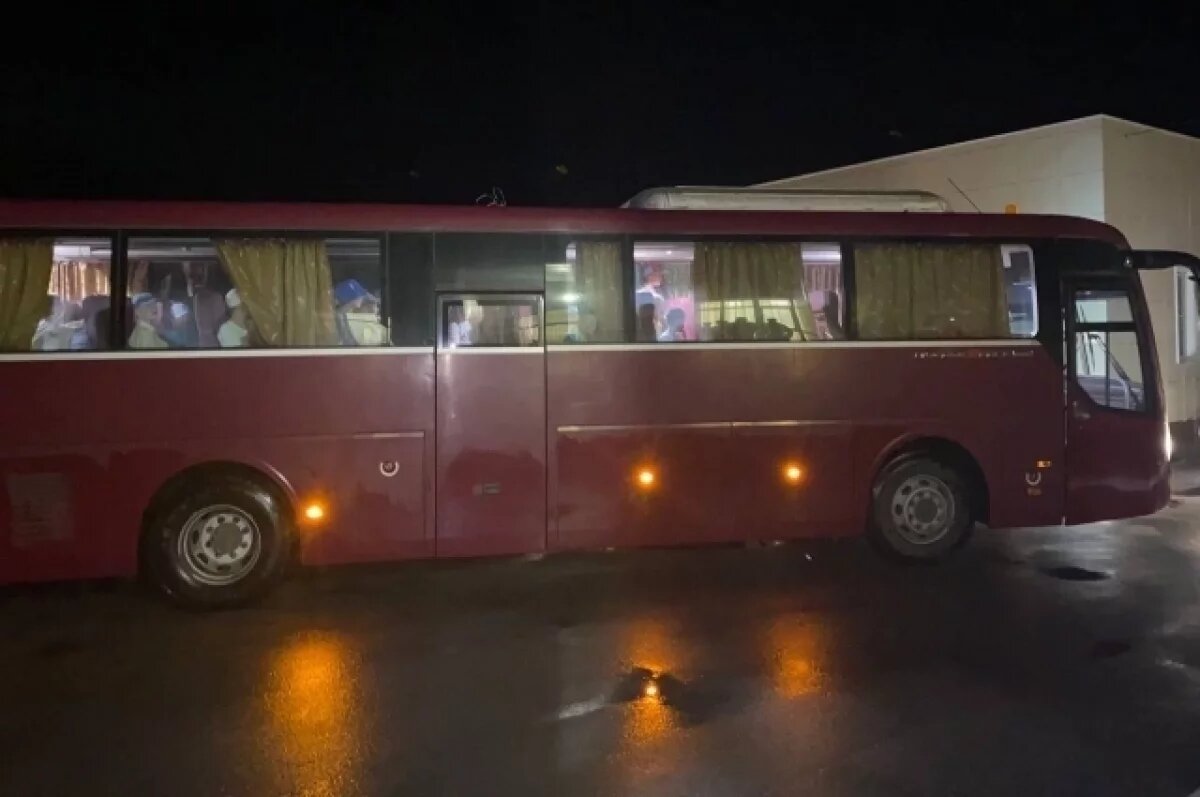    «Наши мысли сейчас с вами».