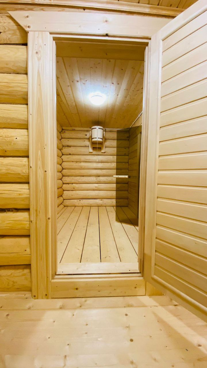 Вход в предбанник