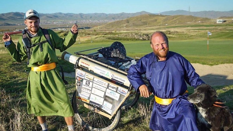 Фото: The Longest Hole: Golfing Across Mongolia.