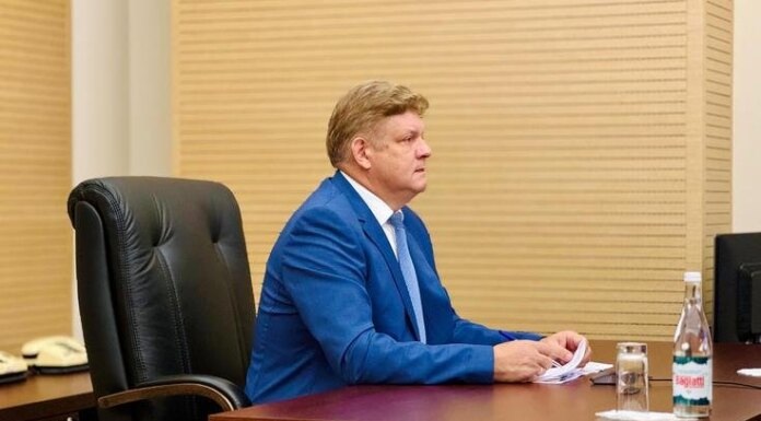    Полномочный представитель президента Российской Федерации в Сибирском федеральном округе Анатолий Серышев. Фото: sfo.gov.ru