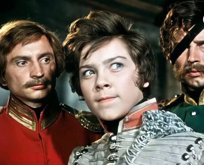 Кадры из фильма "Гусарская баллада", 1962 год