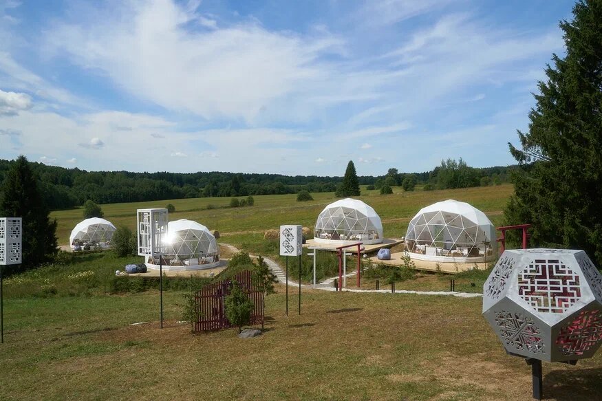 Лагерь, в котором живут участники. Фото: пресс-служба канала ТНТ