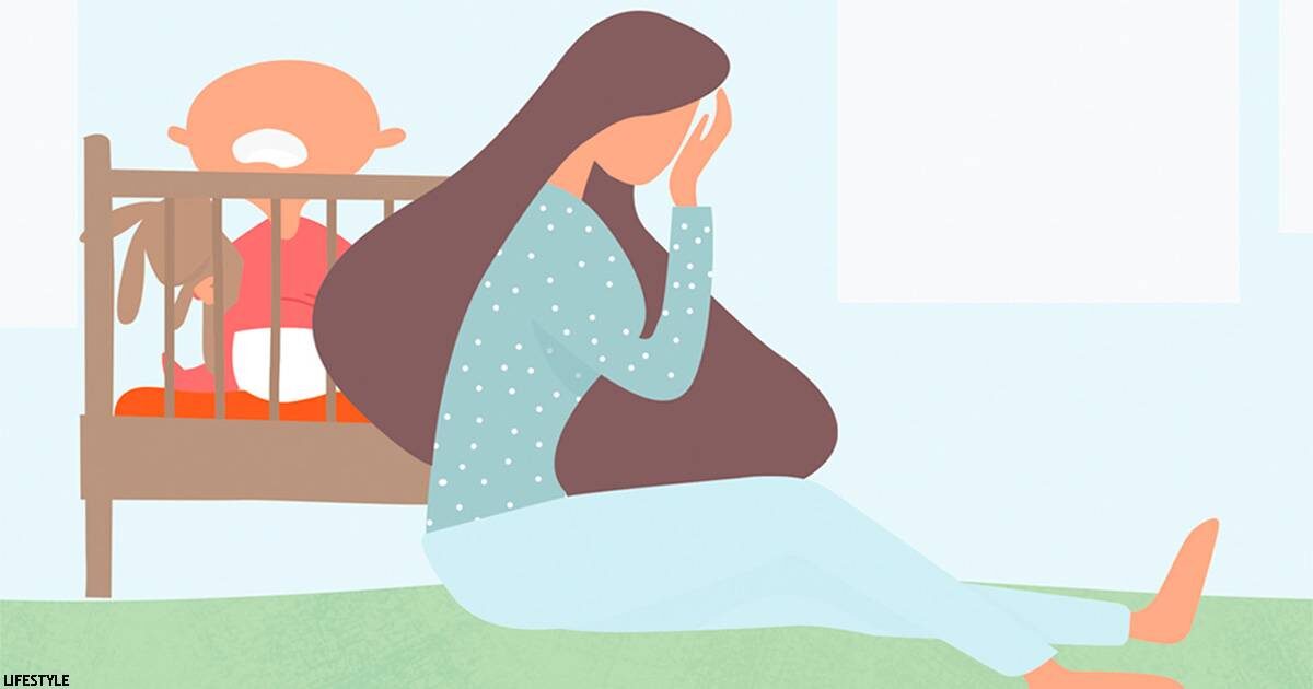 
Baby blues - это нестабильное эмоциональное состояние женщины после родов, в котором она пребывает, адаптируясь к материнству. Характеризуется перепадами настроения, грустью или плачем, а также усталостью, которая может возникнуть в первые несколько недель после родов. Эти чувства могут затруднить связь матери с ребенком, такие как объятия, игра или грудное вскармливание. Это может привести к чувству отстраненности.
Чтобы создать более сильную эмоциональную связь с ребёнком и способствовать сплочению, маме необходимо уделять приоритетное внимание контакту кожи к коже во время раскачивания, купания и кормления ребенка.
"Устанавливать  зрительный контакт, говорить или петь ребёнку . Несмотря на то, что ребенок не понимает слов, звук голоса его матери может успокаивать его. 
Если чувство грусти сохраняется или ухудшается, может потребоваться обратиться за профессиональной помощью, чтобы исключить послеродовую депрессию.