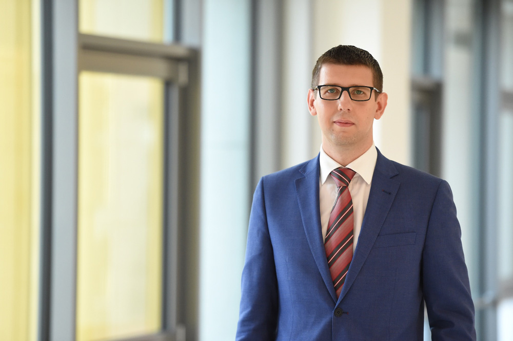 Аболиньш не уверен в пользе повышения налогов © cblgroup.com