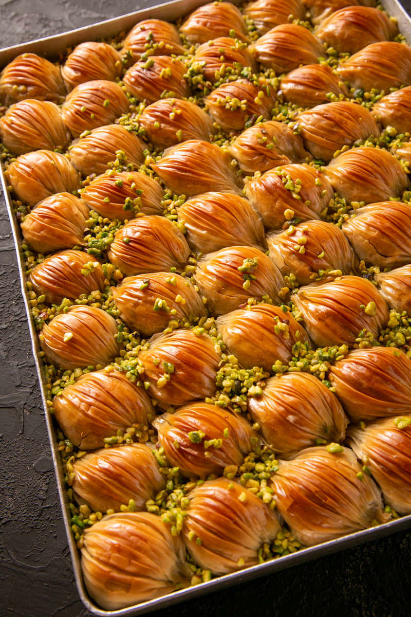 баклава с фисташками и сливками