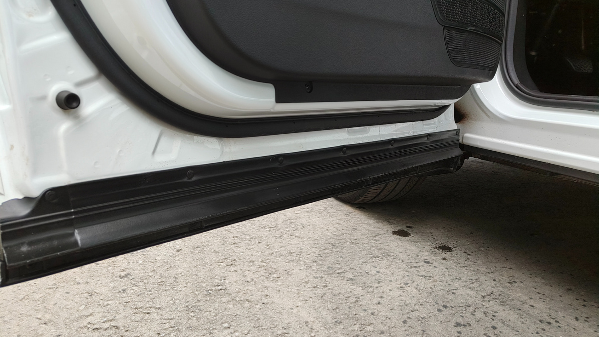 Качественно промыты уплотнители дверей