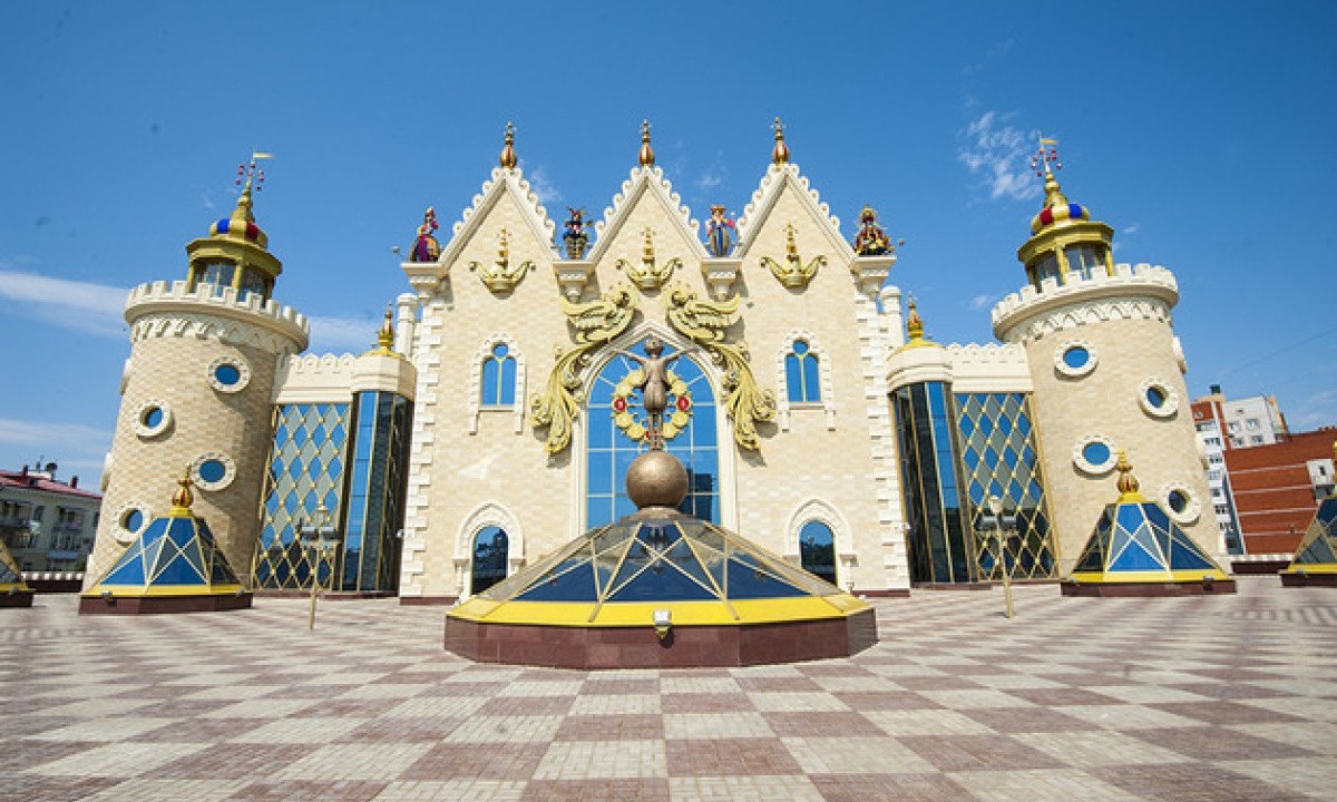 Вид театра кукол «Экият» с улицы, фото с сайта карт