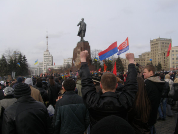 Самоорганизовывались, как могли!