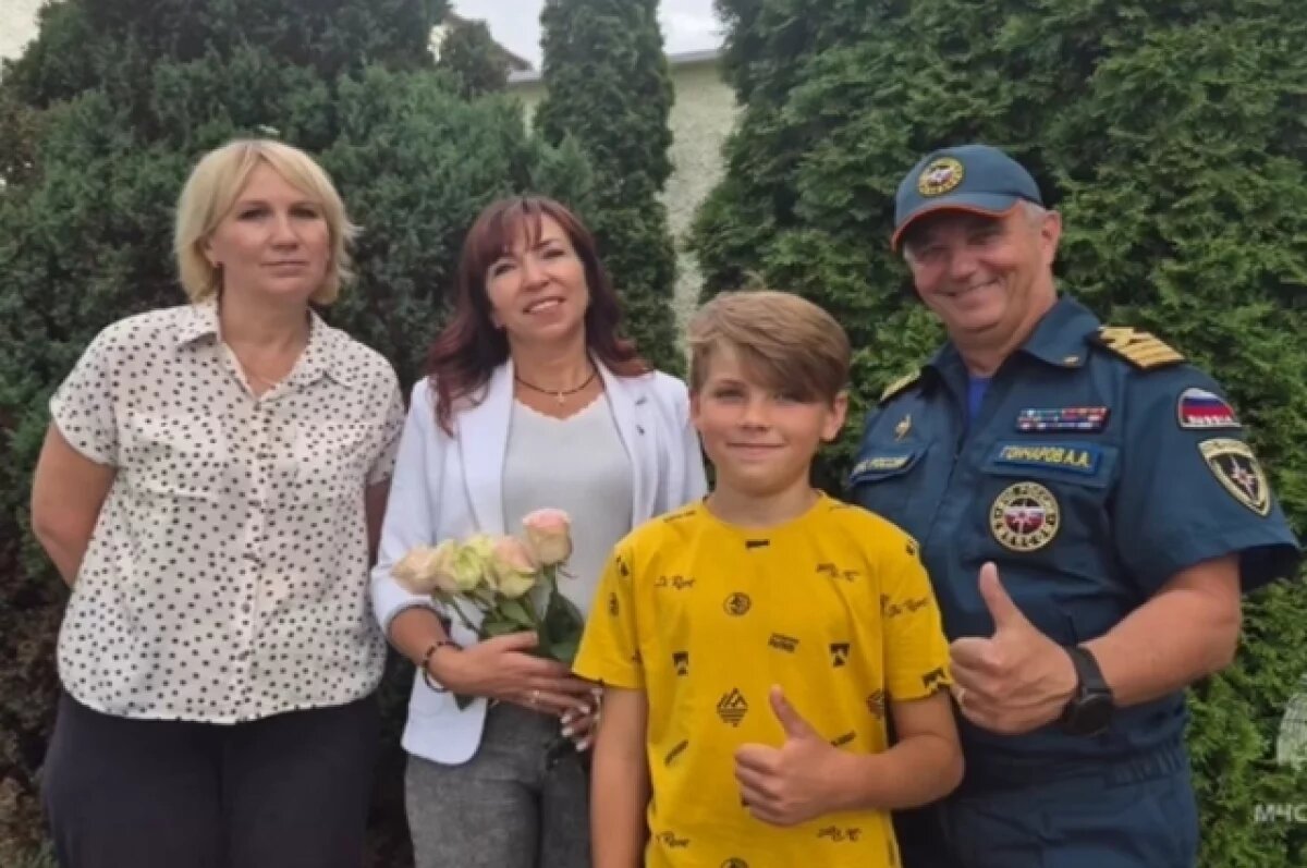    Откапывали руками.