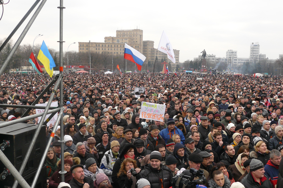 Харьков. Площадь Свободы. 01.03.14 г.