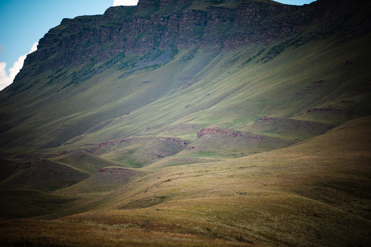 Рельеф, сформированный волнами древнего океана.
