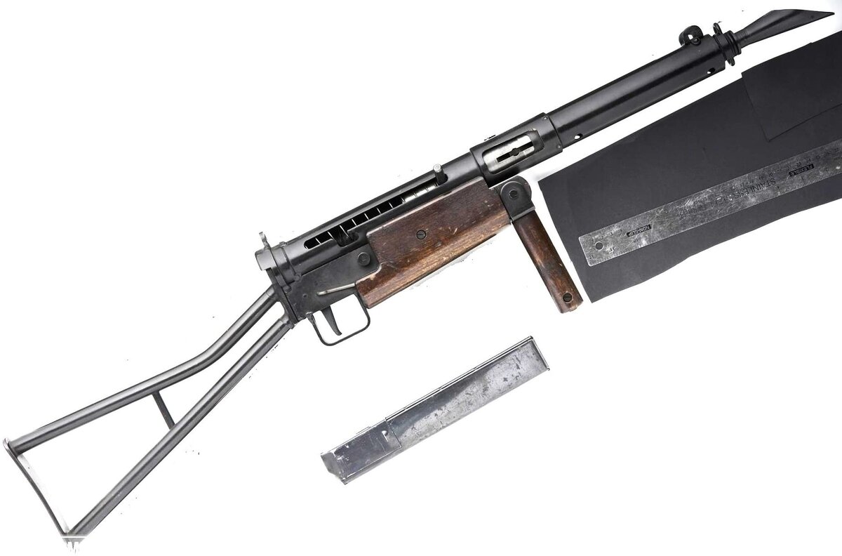 Пистолет-пулемет СТЕН Мк. I.