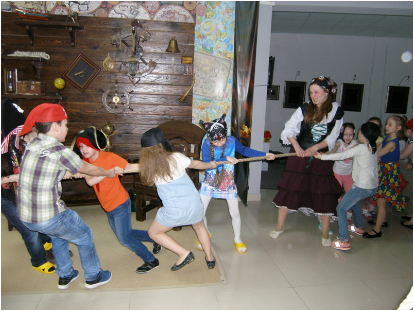 Пиратка помогает нашим выпускникам.