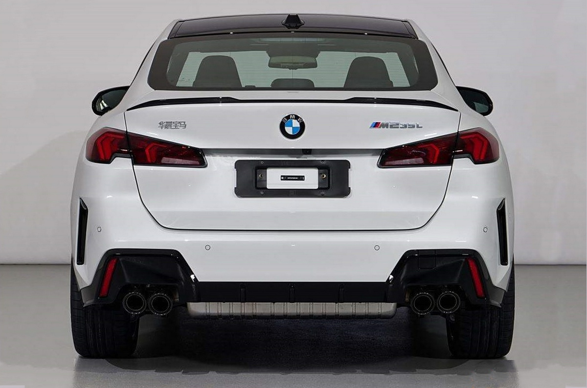    BMW M235L   
Autohome.com.cn / Минпромторг КНР