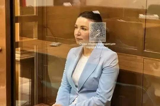    После ухода на СВО муж Блиновской перестал являться к следователям
