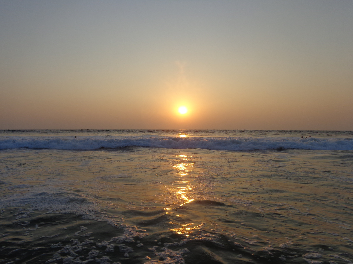 Пляж Кандолим. Север ГОА.