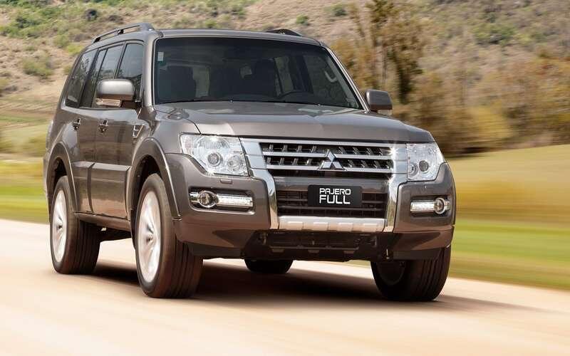    Mitsubishi Pajero Full