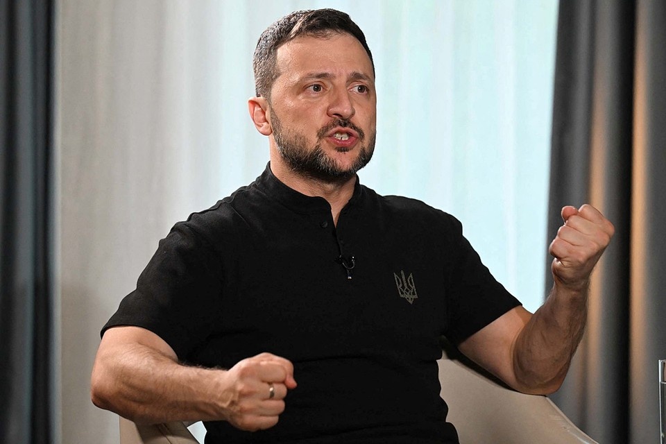    Зеленскому, который начал тратить резервы, подготовленные для удара по российским войскам, впору было бы озадачиваться решением совсем иных проблем REUTERS