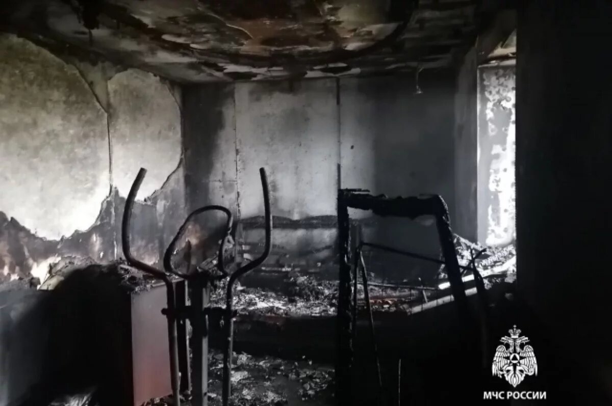    Димитровградские огнеборцы спасли из горящей квартиры 50-летнего мужчину