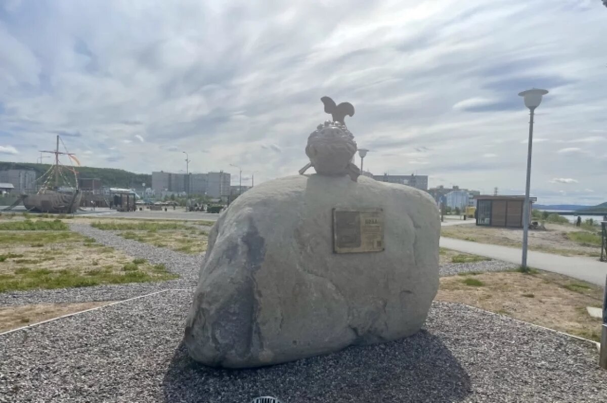    Современная зона для воркаута появится на Поморской набережной в Коле