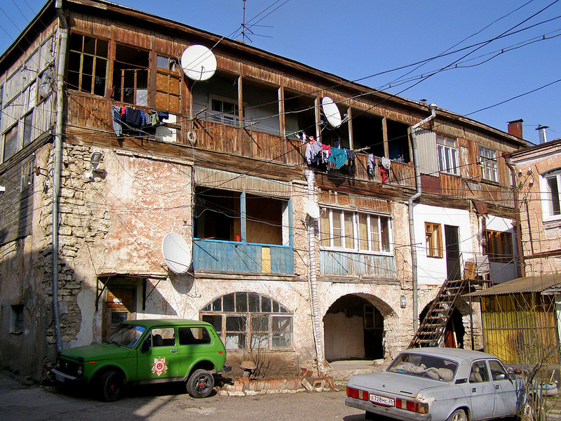 Очень известный двор по улице Теплосерная. Фото из сети интернет.