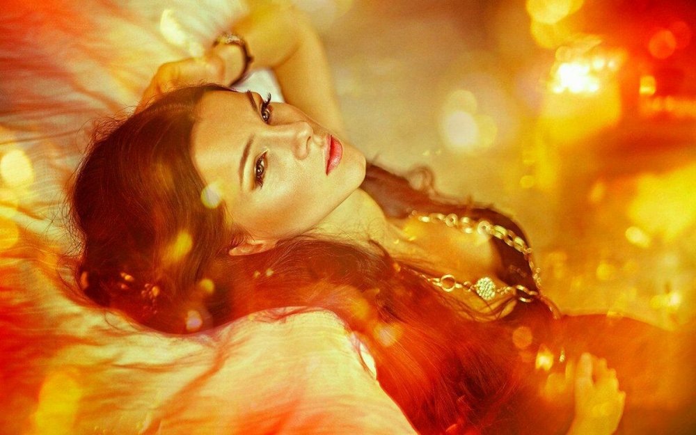 "В женщине привлекает не красота, а энергия". Ирина Хакамада