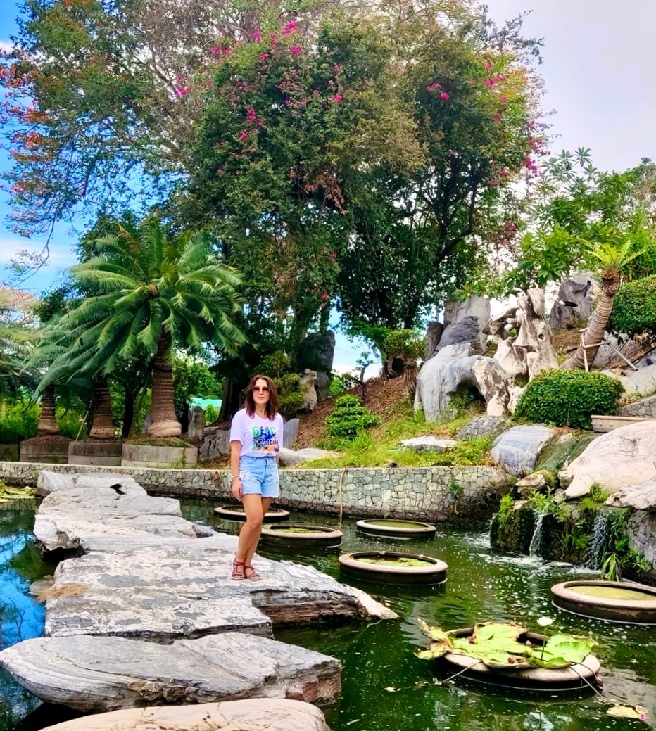 Привет, меня зовут Юля, и я автор этого канала!