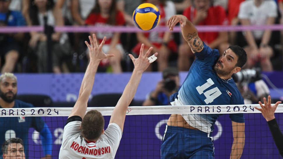 Фото: Дмитрий Лебедев / Коммерсантъ📷Матч между сборными командами Франции и Польши по волейболу