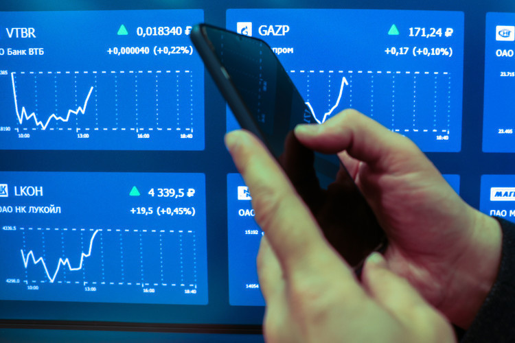    Экономист Александр Виноградов о причинах кризиса на фондовом рынке на уходящей неделе.   
Фото: «БИЗНЕС Online»