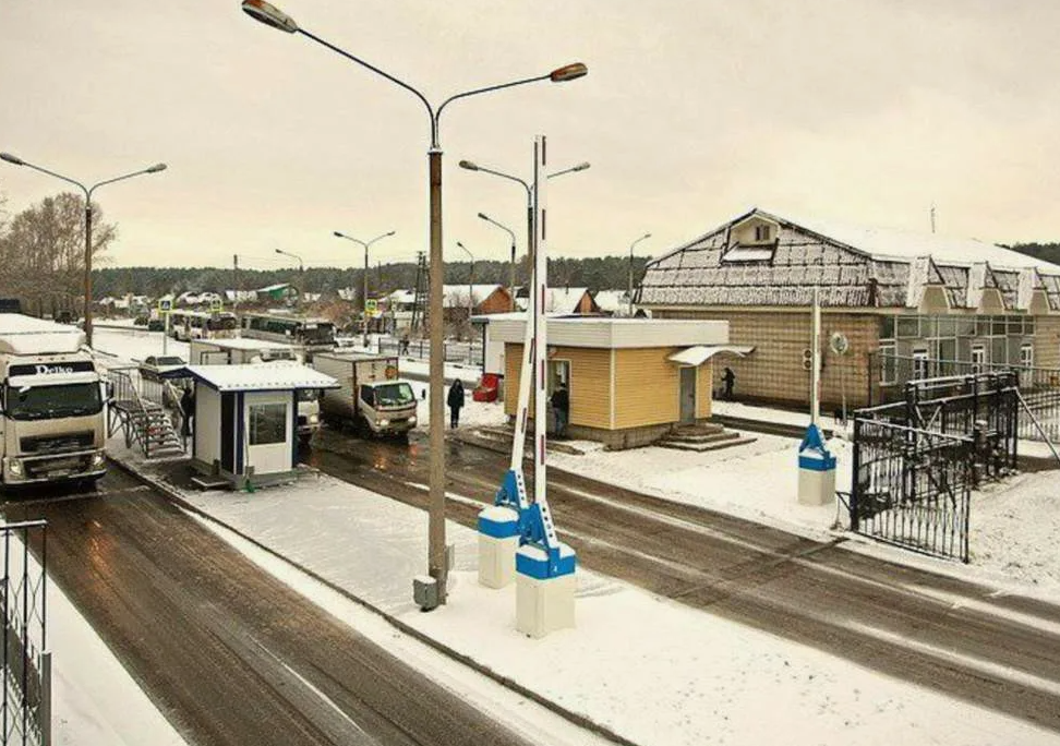 krasrab.ru. Фото с Яндекса. КПП-1. Закрытого города.