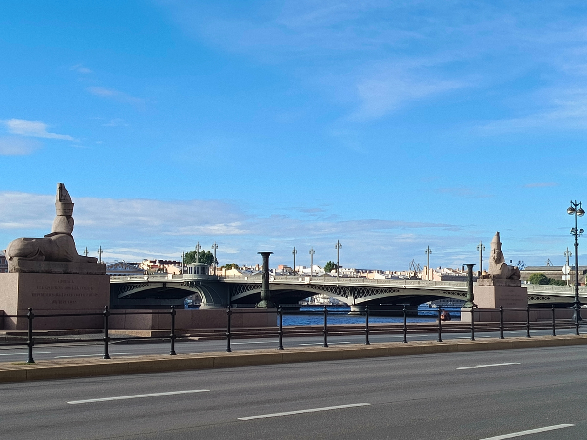 Благовещенский мост.